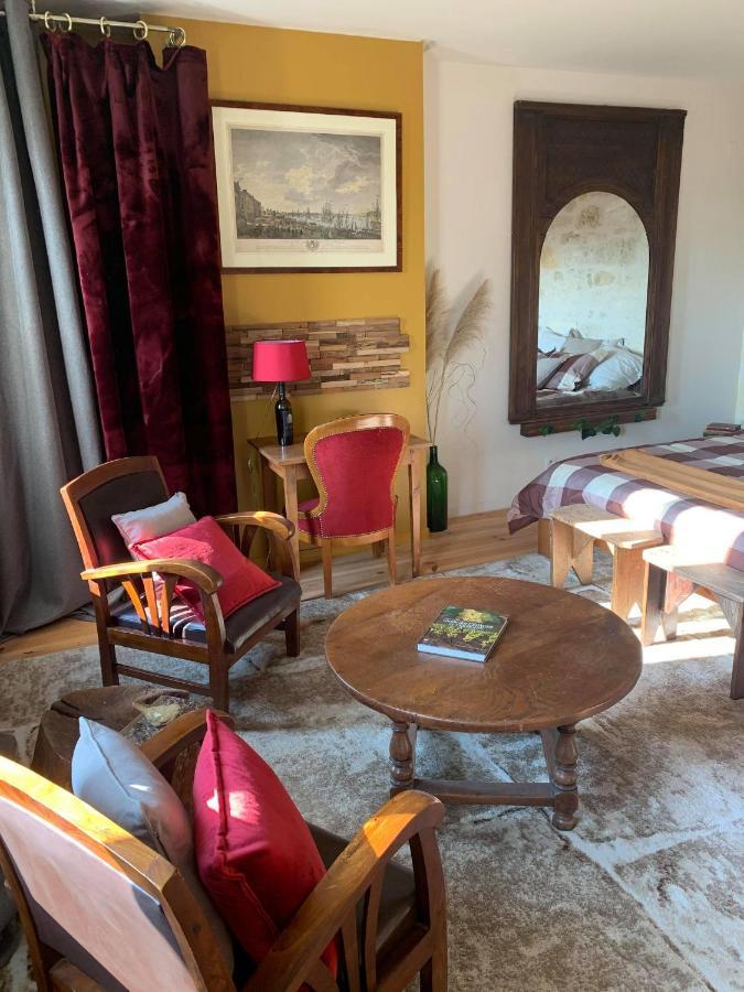 Chambre Vigne, Piscine Spa Fitness Lugon et l’Ile du Carney エクステリア 写真