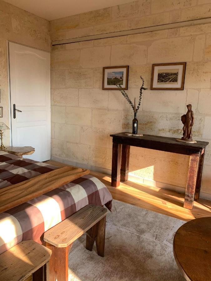 Chambre Vigne, Piscine Spa Fitness Lugon et l’Ile du Carney エクステリア 写真