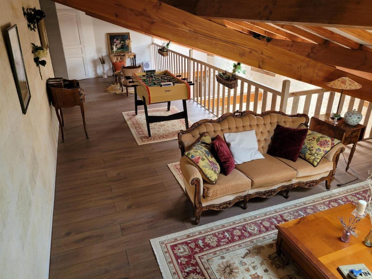 Chambre Vigne, Piscine Spa Fitness Lugon et l’Ile du Carney エクステリア 写真