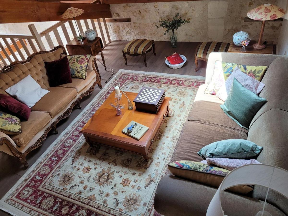 Chambre Vigne, Piscine Spa Fitness Lugon et l’Ile du Carney エクステリア 写真