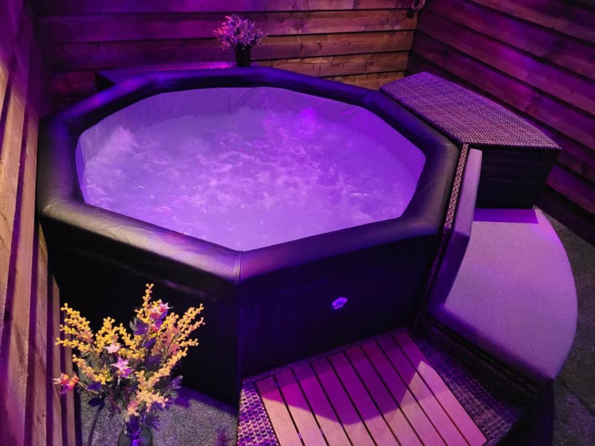 Chambre Vigne, Piscine Spa Fitness Lugon et l’Ile du Carney エクステリア 写真