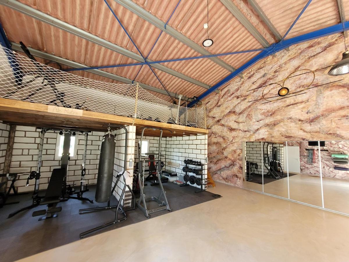 Chambre Vigne, Piscine Spa Fitness Lugon et l’Ile du Carney エクステリア 写真