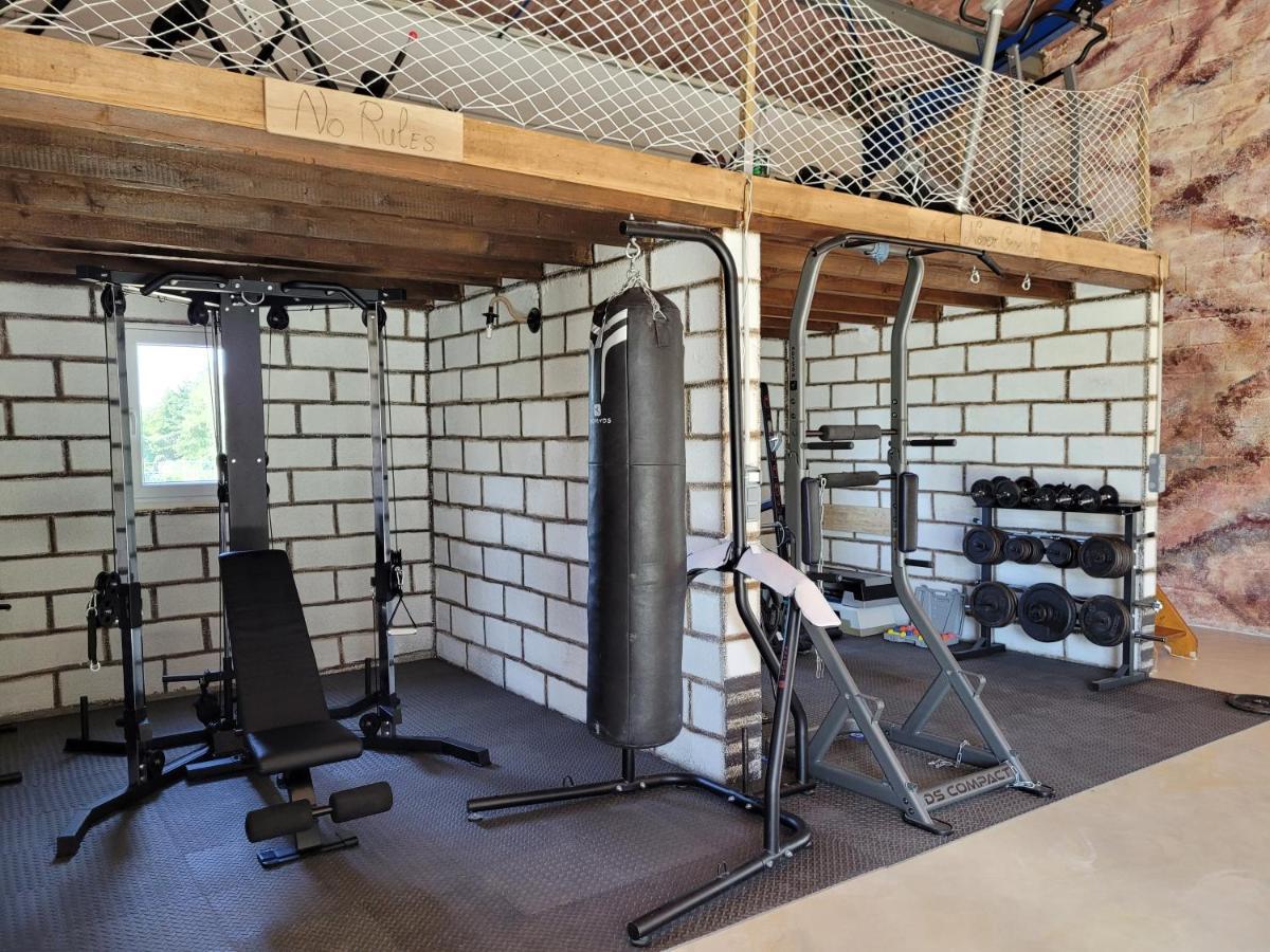 Chambre Vigne, Piscine Spa Fitness Lugon et l’Ile du Carney エクステリア 写真